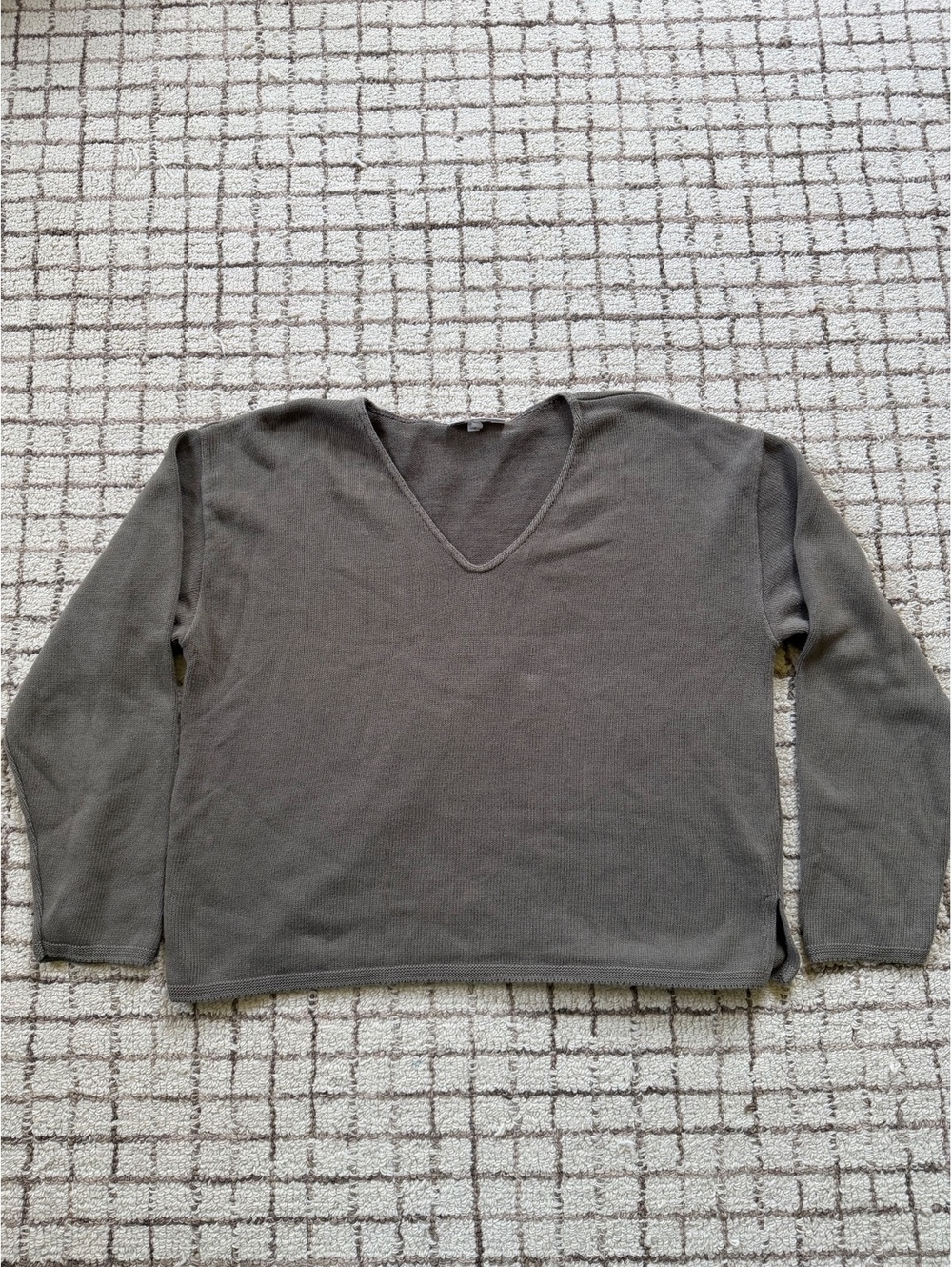 Bryn Walker Brown V-Neck High Quality Cotton Sweater Minimalist Clean Girl L
